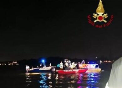 La morte a Venezia in un giorno di festa, annega un 28enne: racconto infernale