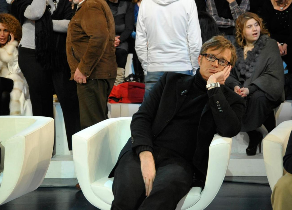“Facci escluso dalla Rai”. Paga le frasi sulla ragazza che accusa La Russa jr “Facci escluso dalla Rai”. Paga le frasi sulla ragazza che accusa La Russa jr