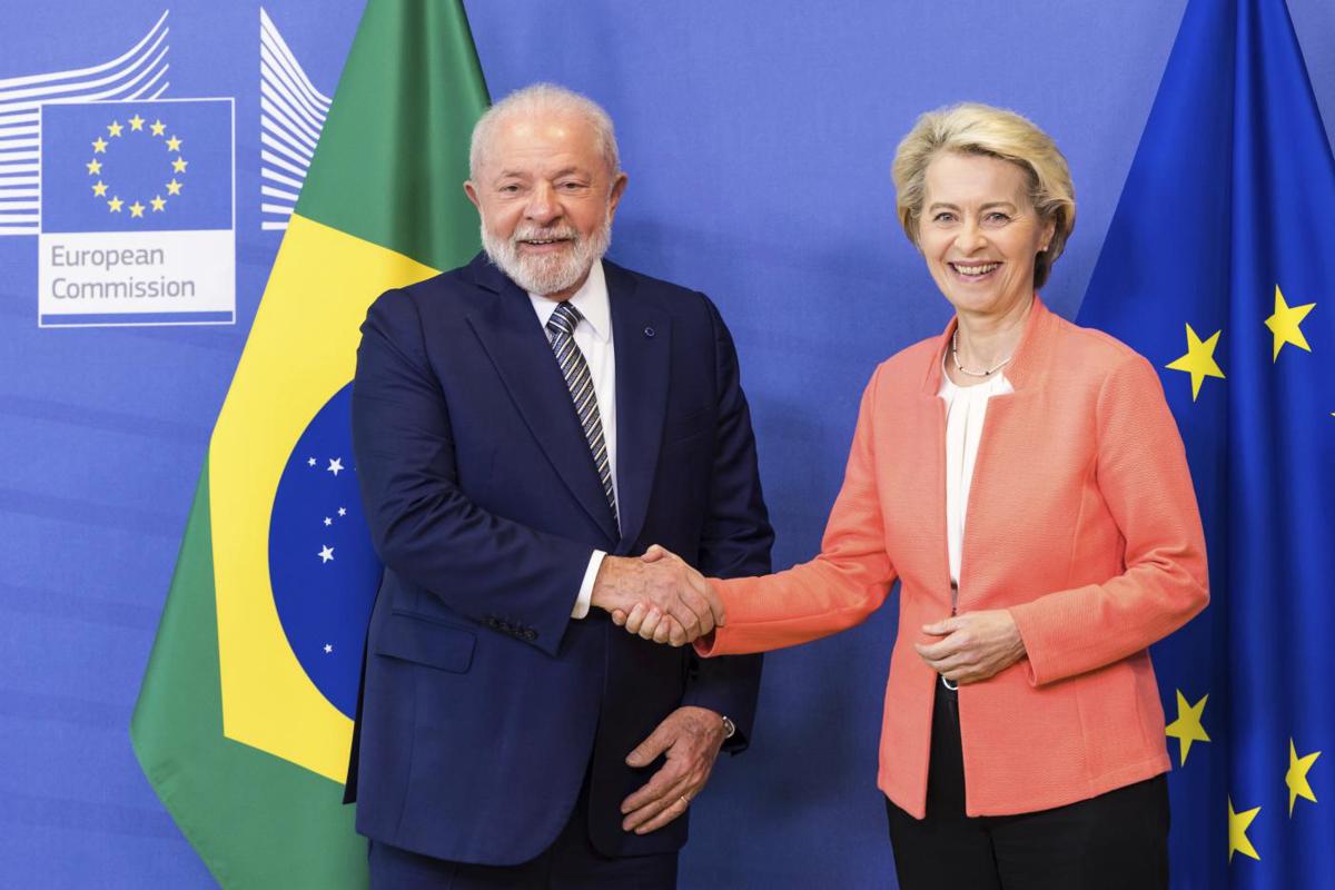 Terre rare, Von der Leyen sfida Xi: investimento da 45mld per l’oro del Sud Terre rare, Von der Leyen sfida Xi: investimento da 45mld per l’oro del Sud