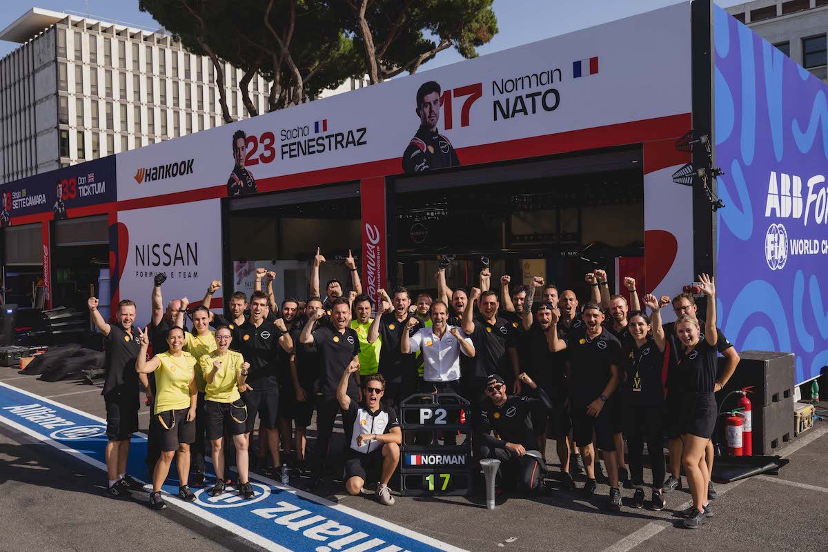 Formula E: Nissan Formula E Team ottiene il primo podio della stagione Formula E: Nissan Formula E Team ottiene il primo podio della stagione