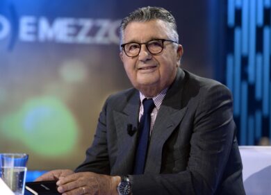 Carlo De Benedetti e il Domani: sei milioni per la trasformazione digitale