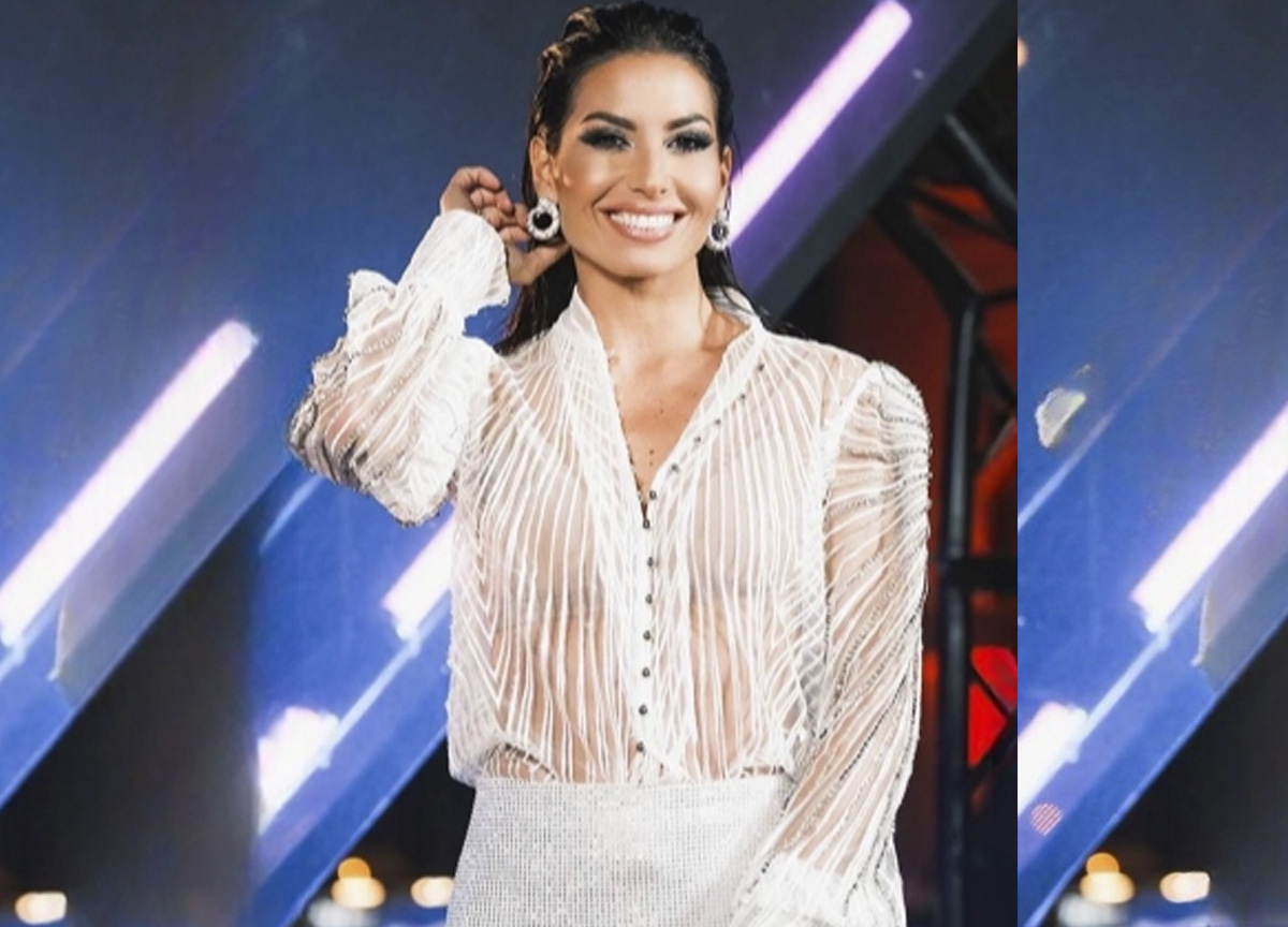 Elisabetta Gregoraci, nude look a Battiti Live. Foto Elisabetta Gregoraci, nude look a Battiti Live. Foto