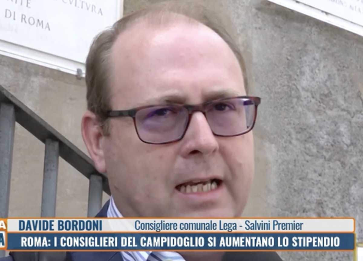 Stipendi della casta: ai consiglieri comunali di Roma il record di aumenti Stipendi della casta: ai consiglieri comunali di Roma il record di aumenti