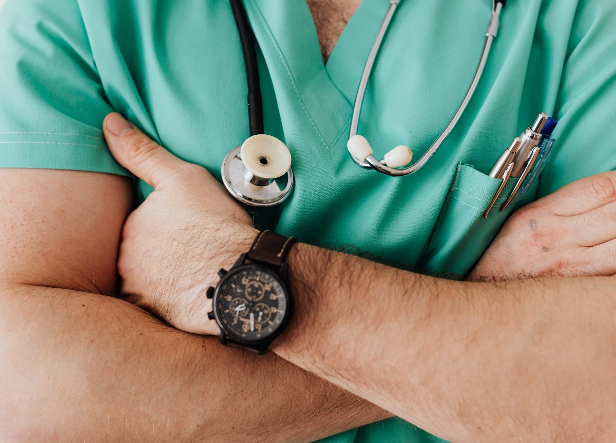 Sanità in Italia allo sbando. Medici dall’estero e ospedali senza luce per ore Sanità in Italia allo sbando. Medici dall’estero e ospedali senza luce per ore