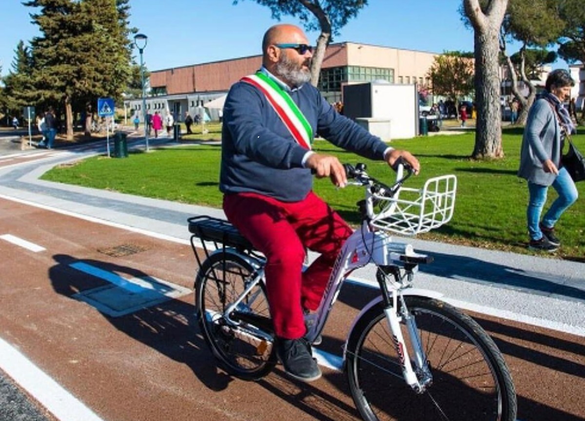 Sindaco Pd fermato con la cocaina: “Mi curerò, ma non mi dimetto”. Caos dem Sindaco Pd fermato con la cocaina: “Mi curerò, ma non mi dimetto”. Caos dem