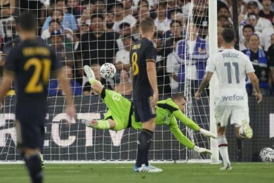 Luka Romero, macché “mini Messi” il gioiello del Milan fa gol “alla Dybala”