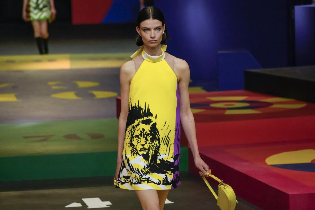 Lvmh, boom dell’utile a 8,4 mld (+30%). Ma la divisione alcolici frena i conti Lvmh, boom dell’utile a 8,4 mld (+30%). Ma la divisione alcolici frena i conti