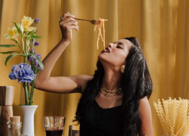 “La pasta cacio e pepe si fa scotta”: il New York Times cambia la ricetta