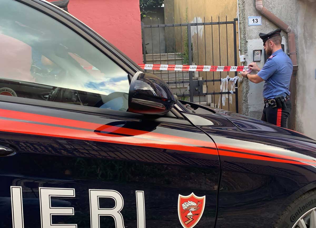 Omicidio ai Castelli, svolta nelle indagini: in manette la moglie e tre amici Omicidio ai Castelli, svolta nelle indagini: in manette la moglie e tre amici