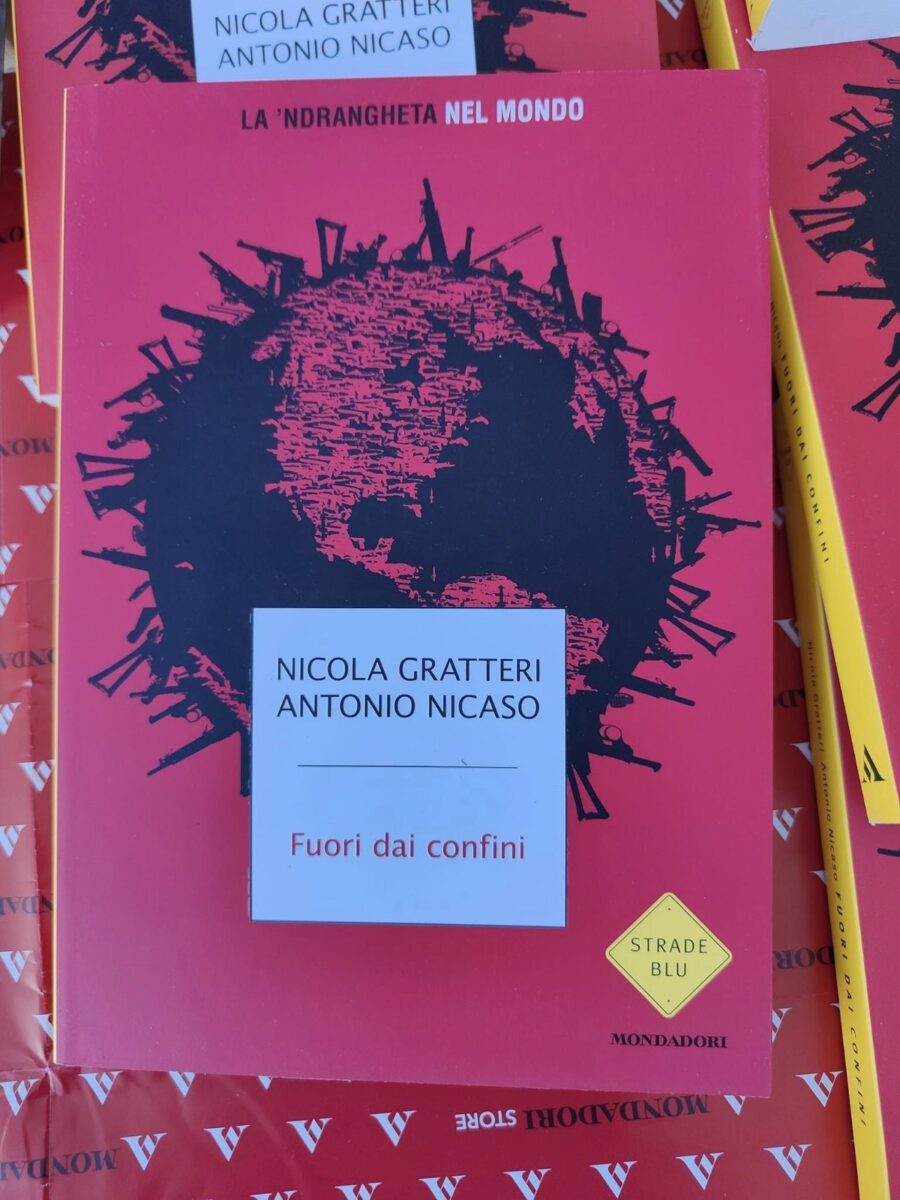 Perrino intervista il procuratore Gratteri sul libro “Fuori dai confini”