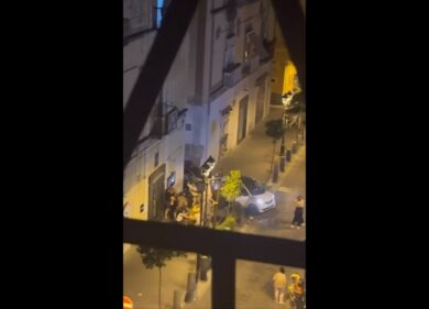 Madre e figlie picchiate: l’ipotesi di un flirt con un uomo sposato. VIDEO