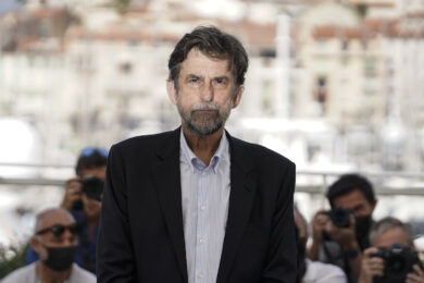 Nanni Moretti è tornato: ricomincia con i girotondi e la lagna