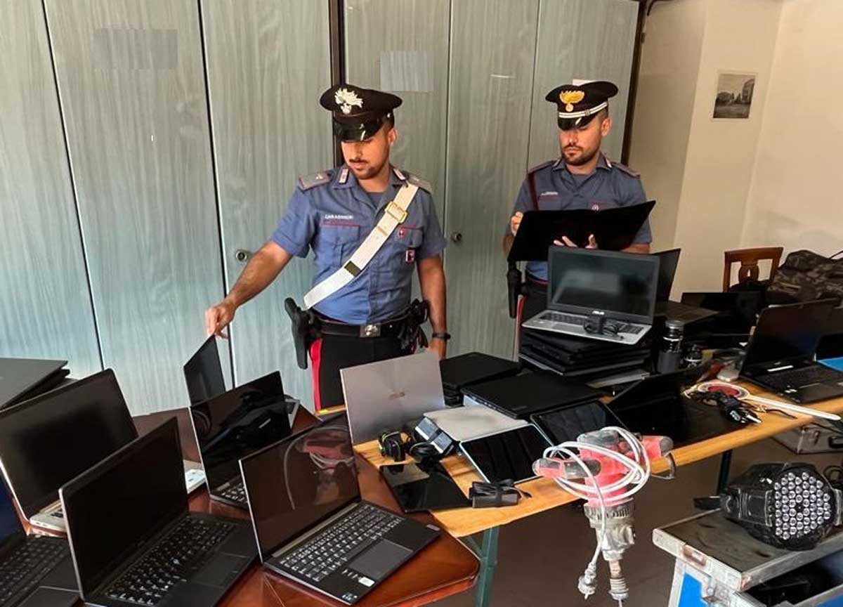 Preso “Bill Gates”, arrestato il ricettatore esperto di computer e tecnologia