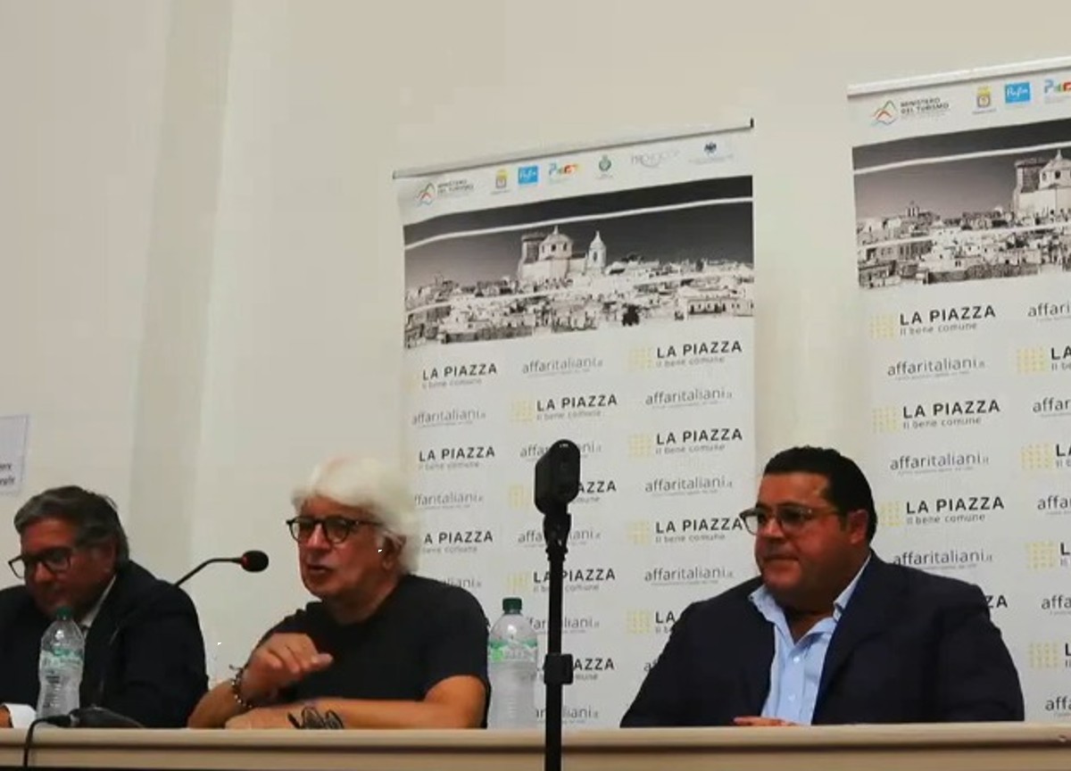 “La Piazza” 2023, la conferenza stampa del direttore Perrino: VIDEO