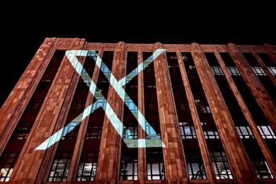 Twitter, cambia tutto: addio a una “funzione” storica. Guai con la legge per il nuovo logo