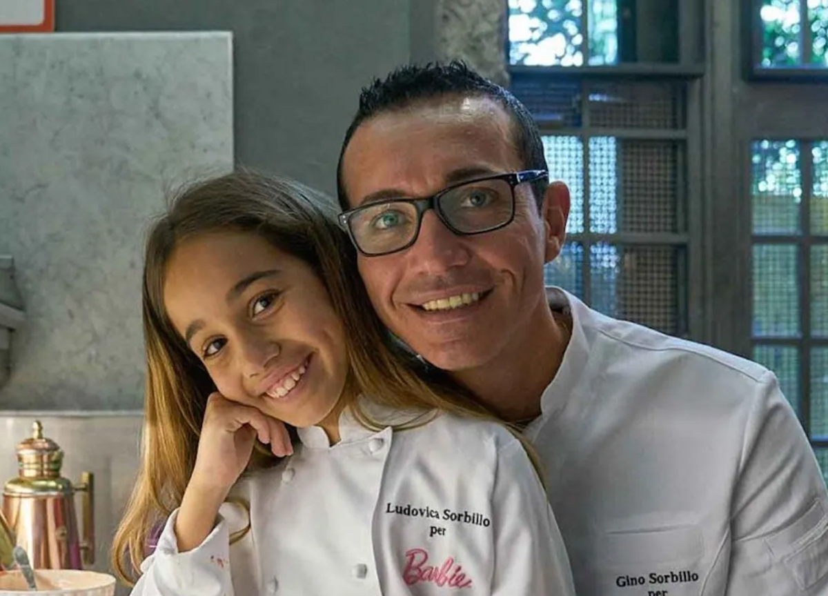 La pizza di Barbie? Si mangia da Gino Sorbillo. La ricetta sorprende tutti La pizza di Barbie? Si mangia da Gino Sorbillo. La ricetta sorprende tutti