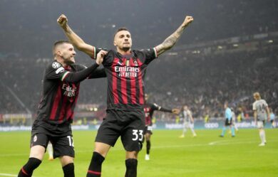 Jennifer Lopez balla sul tavolo e dietro ecco… mister Milan, Gerry Cardinale. La foto esclusiva