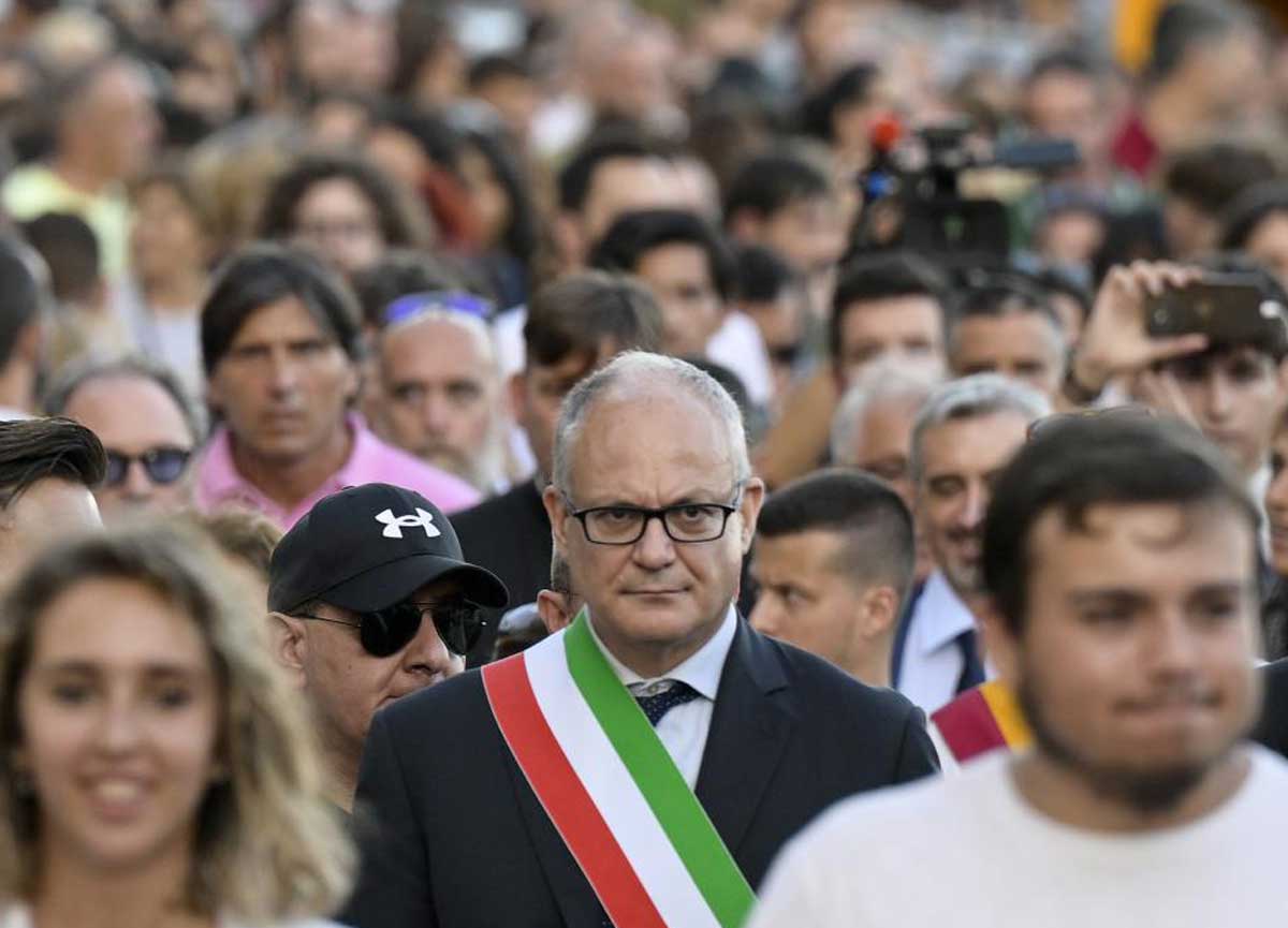 Il Pnrr taglia i fondi ai Comuni: i sindaci dell’hinterland di Roma in rivolta Il Pnrr taglia i fondi ai Comuni: i sindaci dell’hinterland di Roma in rivolta
