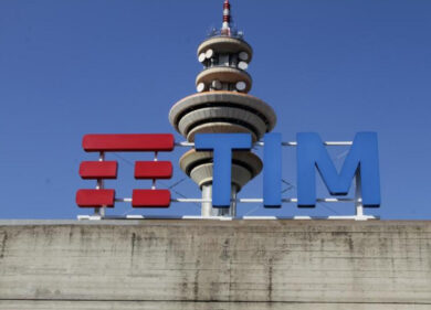 Rete Tim, il piano del Tesoro: ingresso al 35% con Cdp e F2i