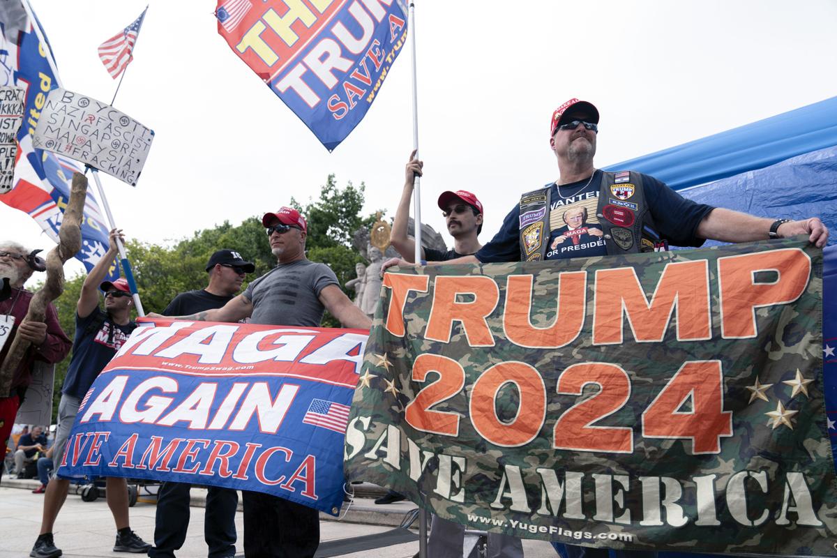 Trump si dichiara non colpevole: “Arresto? Un onore. Un’altra accusa e vinco” Trump si dichiara non colpevole: “Arresto? Un onore. Un’altra accusa e vinco”