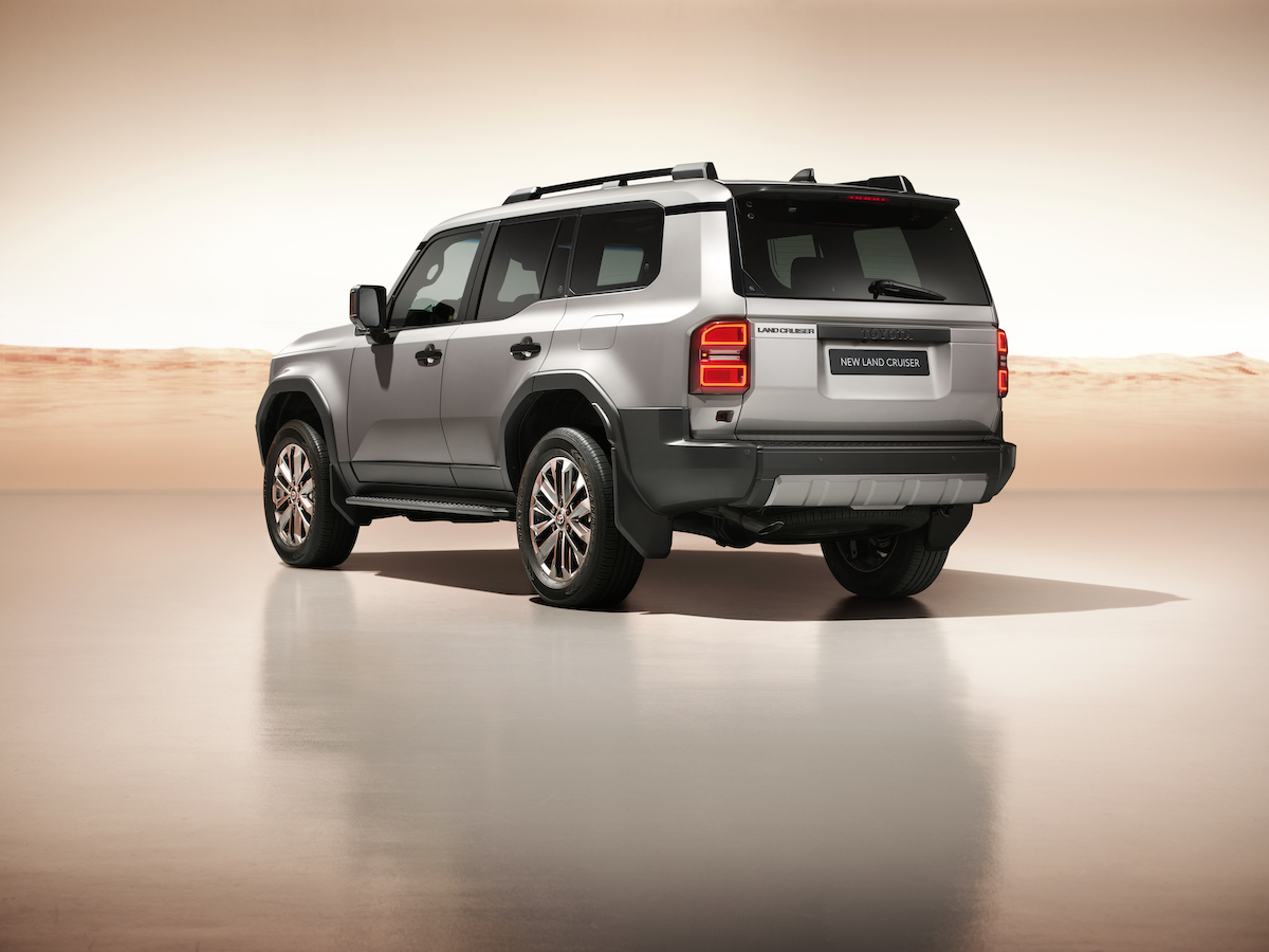 Toyota accende i riflettori sul nuovo Land Cruiser Toyota accende i riflettori sul nuovo Land Cruiser