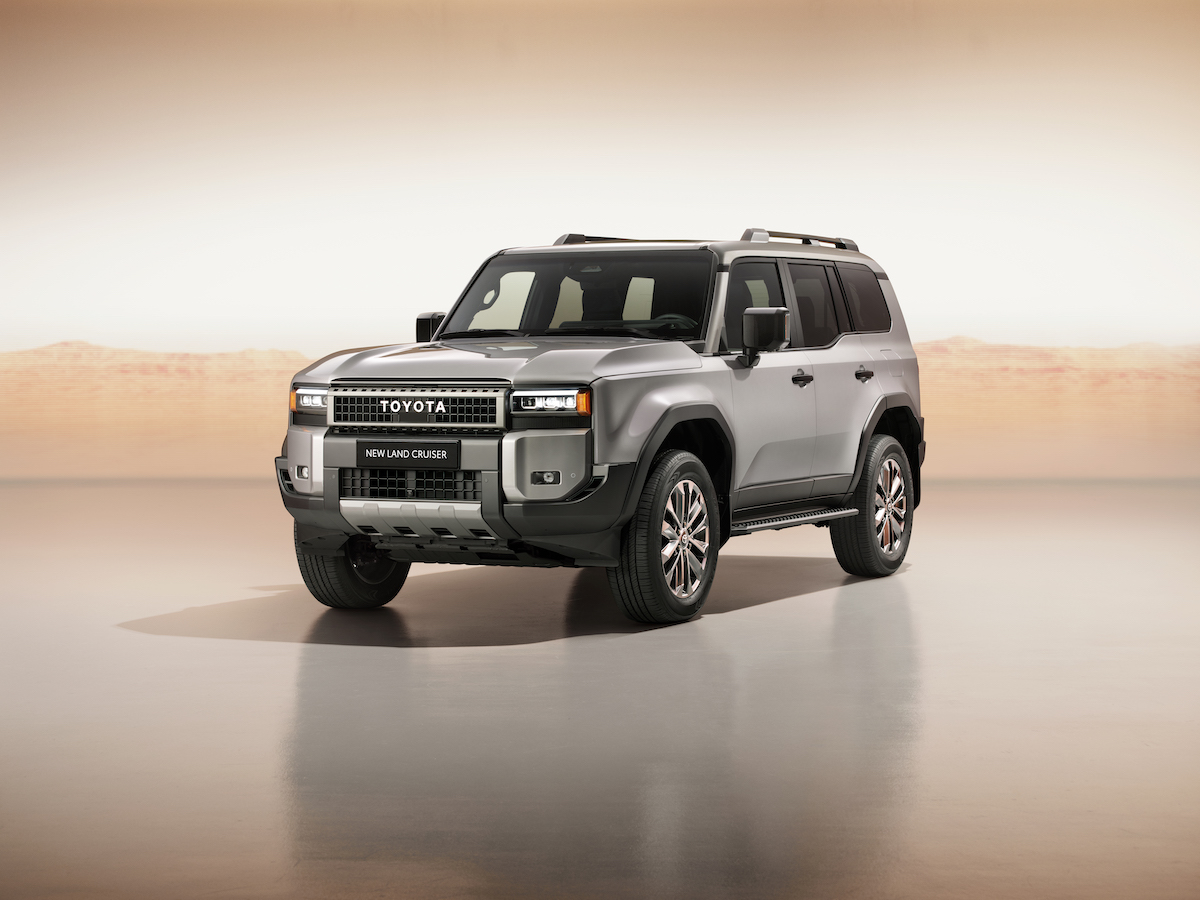 Toyota accende i riflettori sul nuovo Land Cruiser Toyota accende i riflettori sul nuovo Land Cruiser