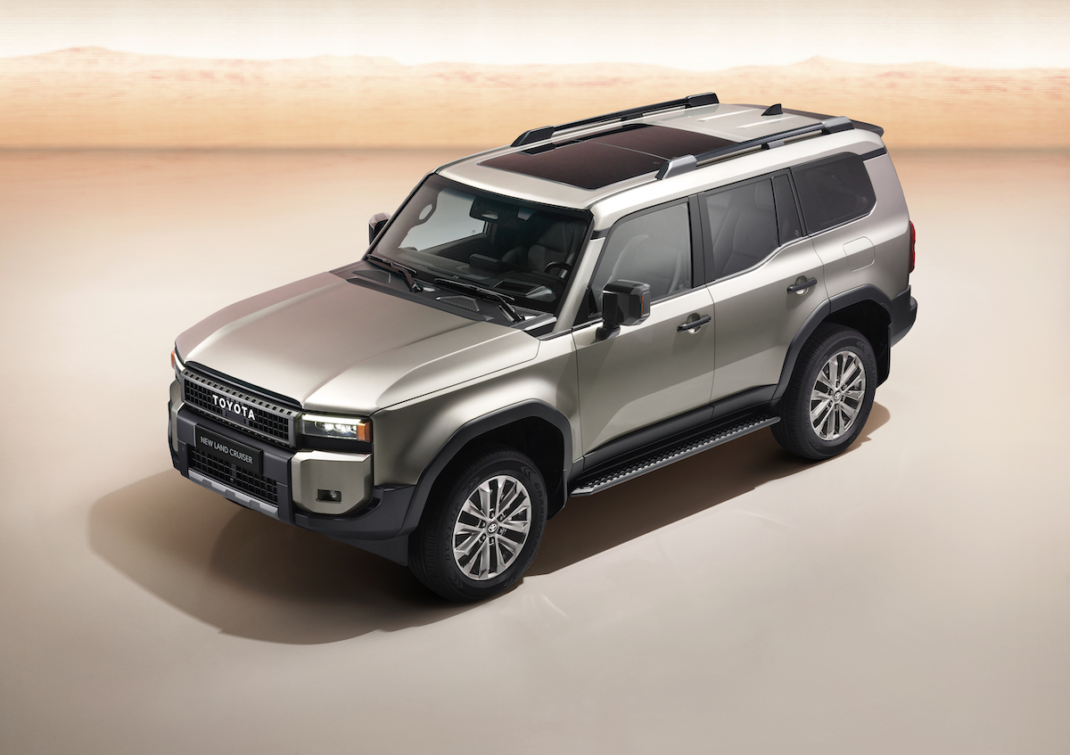 Toyota accende i riflettori sul nuovo Land Cruiser Toyota accende i riflettori sul nuovo Land Cruiser
