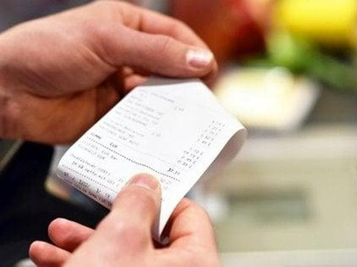 Puglia, l’assessore e la frisa a 20 €: “Nessun effetto Briatore”. Ecco perchè Puglia, l’assessore e la frisa a 20 €: “Nessun effetto Briatore”. Ecco perchè