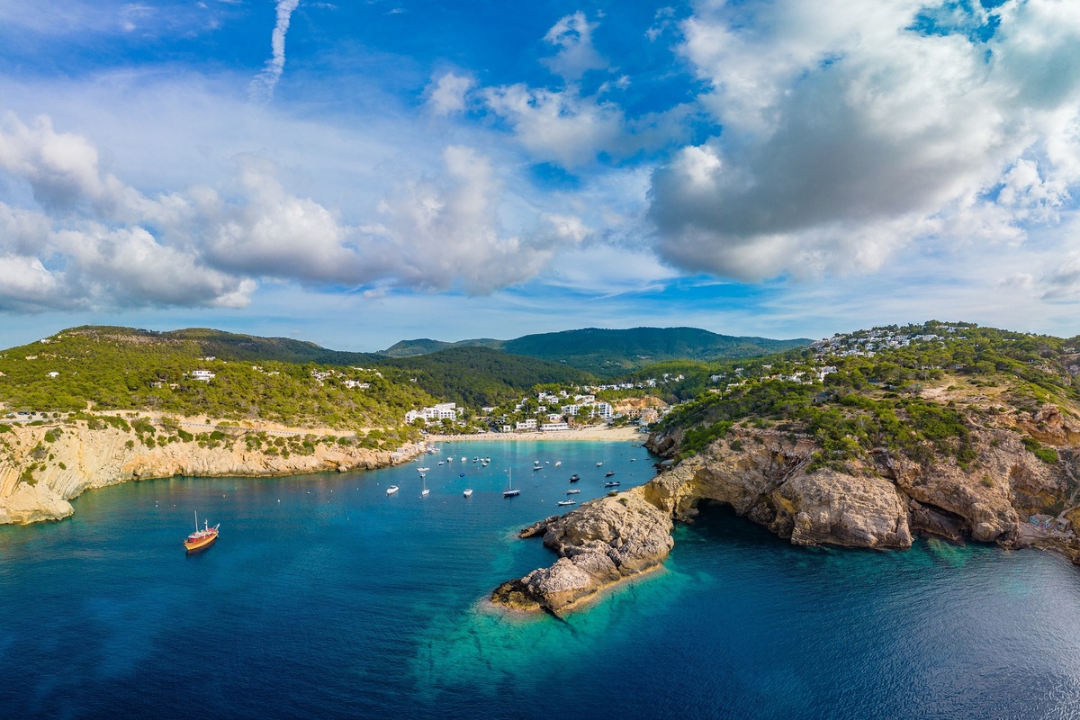 Vueling: le 5 isole leggendarie in Europa da visitare quest’estate Vueling: le 5 isole leggendarie in Europa da visitare quest’estate