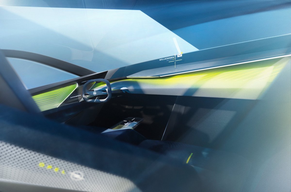 Opel svela il futuro con il concept Experimental Opel svela il futuro con il concept Experimental