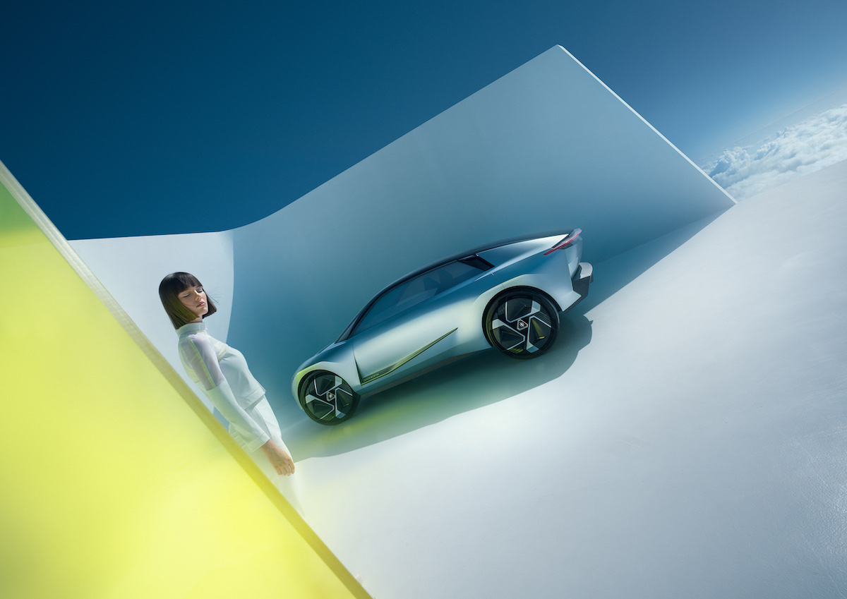 Opel svela il futuro con il concept Experimental Opel svela il futuro con il concept Experimental