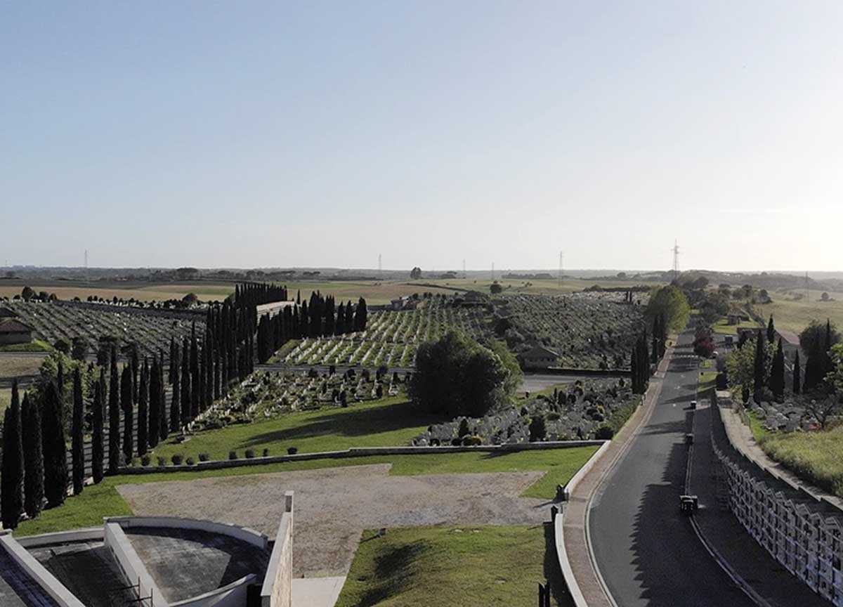 A Roma ora si riposa in pace: pronti 1000 nuovi loculi al cimitero Laurentino A Roma ora si riposa in pace: pronti 1000 nuovi loculi al cimitero Laurentino
