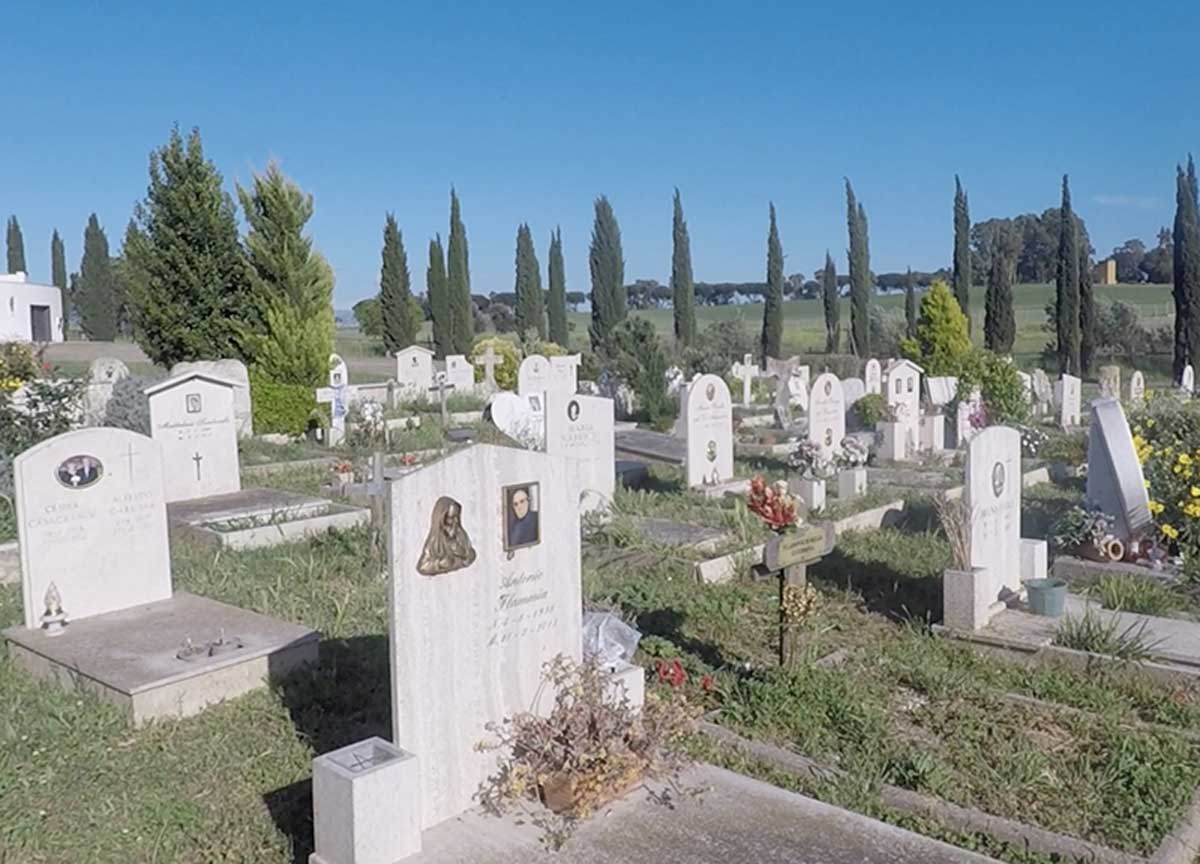 A Roma ora si riposa in pace: pronti 1000 nuovi loculi al cimitero Laurentino A Roma ora si riposa in pace: pronti 1000 nuovi loculi al cimitero Laurentino