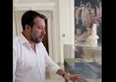 Salvini, plastico del Ponte sullo Stretto: ecco i “noisti”, ma andiamo avanti