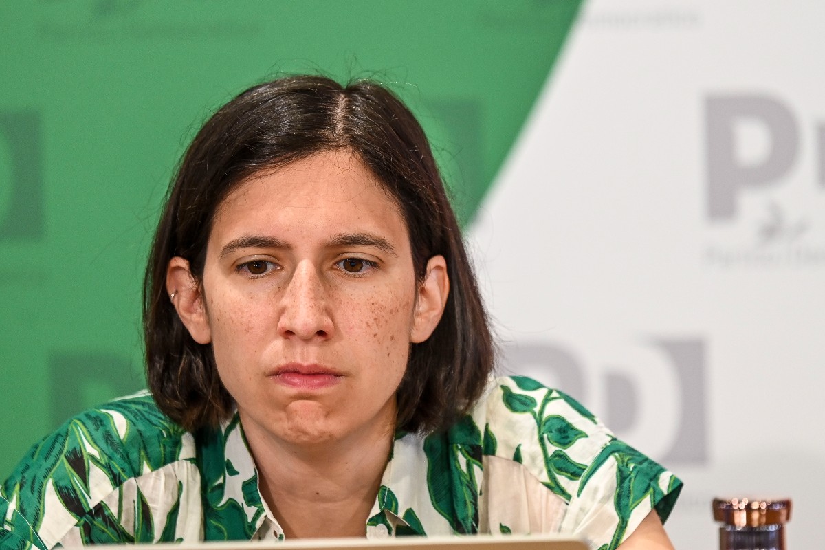 Pd, condanna del sindaco di Sarno. Cirielli: “Da Schlein silenzio vergognoso” Pd, condanna del sindaco di Sarno. Cirielli: “Da Schlein silenzio vergognoso”