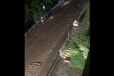 Valle d’Aosta, frana sulla strada: 5mila persone isolate per ore a Cervinia