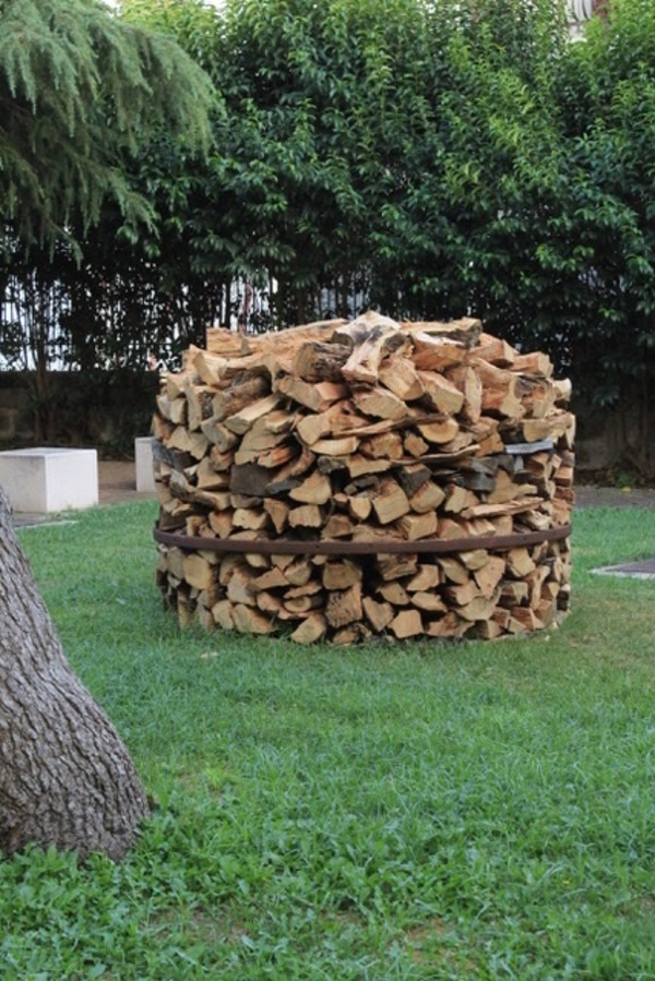 Arte, sbarca a Ceglie Messapica la prima mostra in Italia di Sudesh Prasad