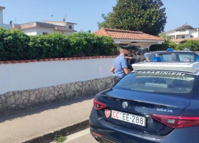 Nettuno, anziano trovato morto in casa vicino Roma: si indaga per omicidio