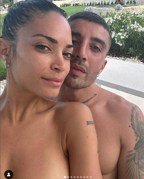 Elodie, reggiseno nero esplosivo: sensualità a mille! Iannone e quella sliding doors…