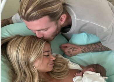 Donne influencer, ora ostentare il pancione sui social è diventato un must