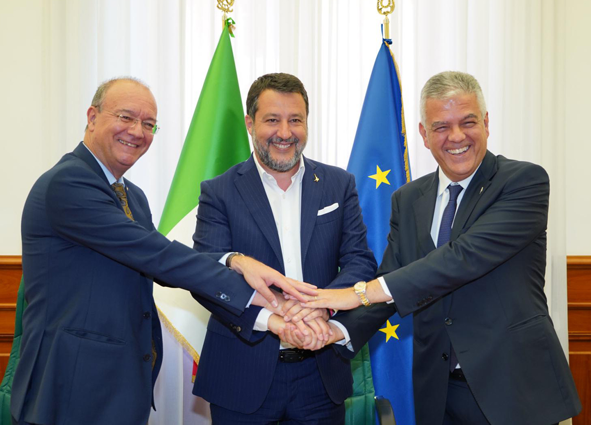 FS Italiane, MIT e MIM e promuovono la collaborazione tra scuola e imprese FS Italiane, MIT e MIM e promuovono la collaborazione tra scuola e imprese