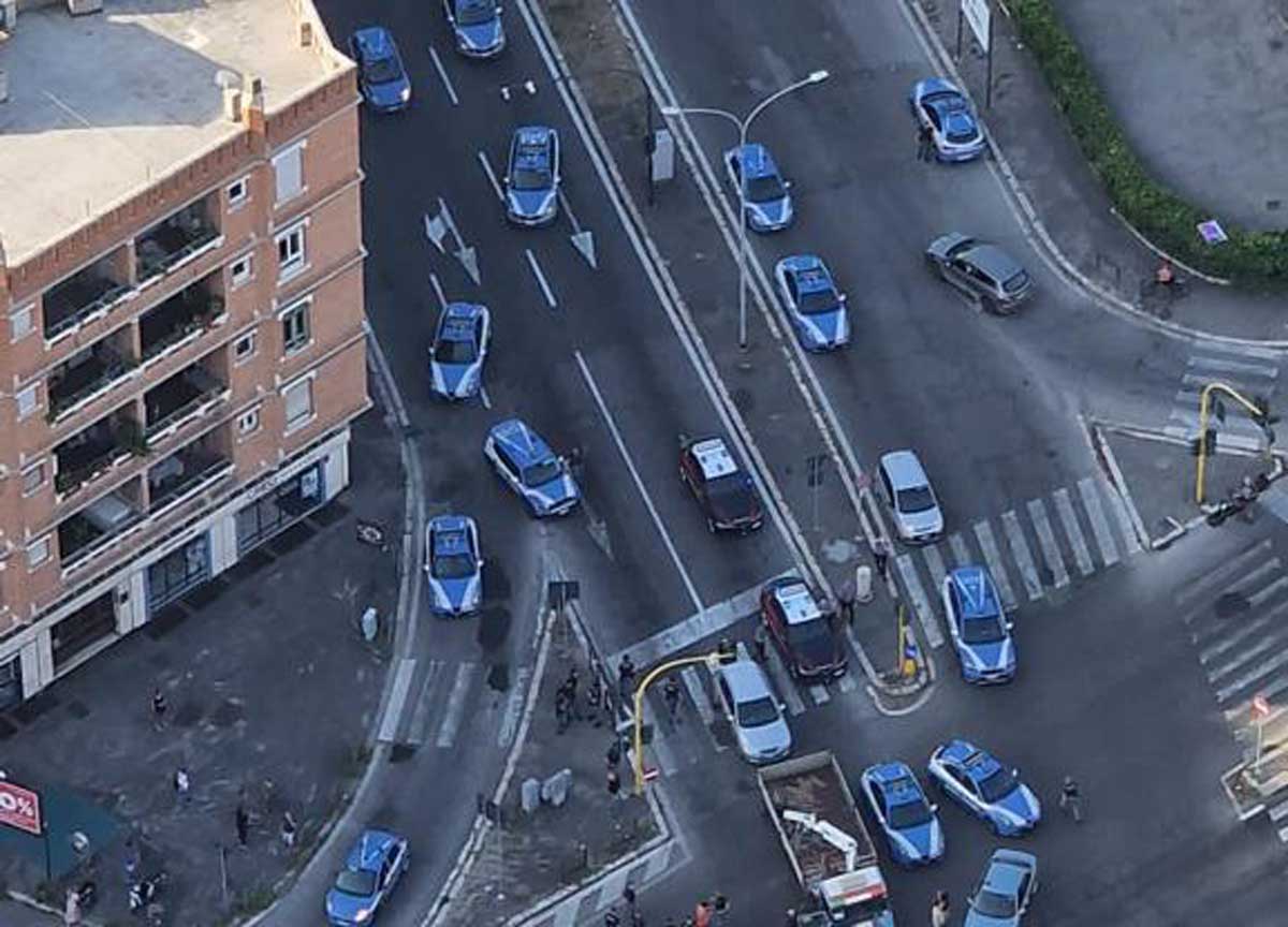 Resta in carcere il camionista che ha seminato il panico per le vie di Roma Resta in carcere il camionista che ha seminato il panico per le vie di Roma