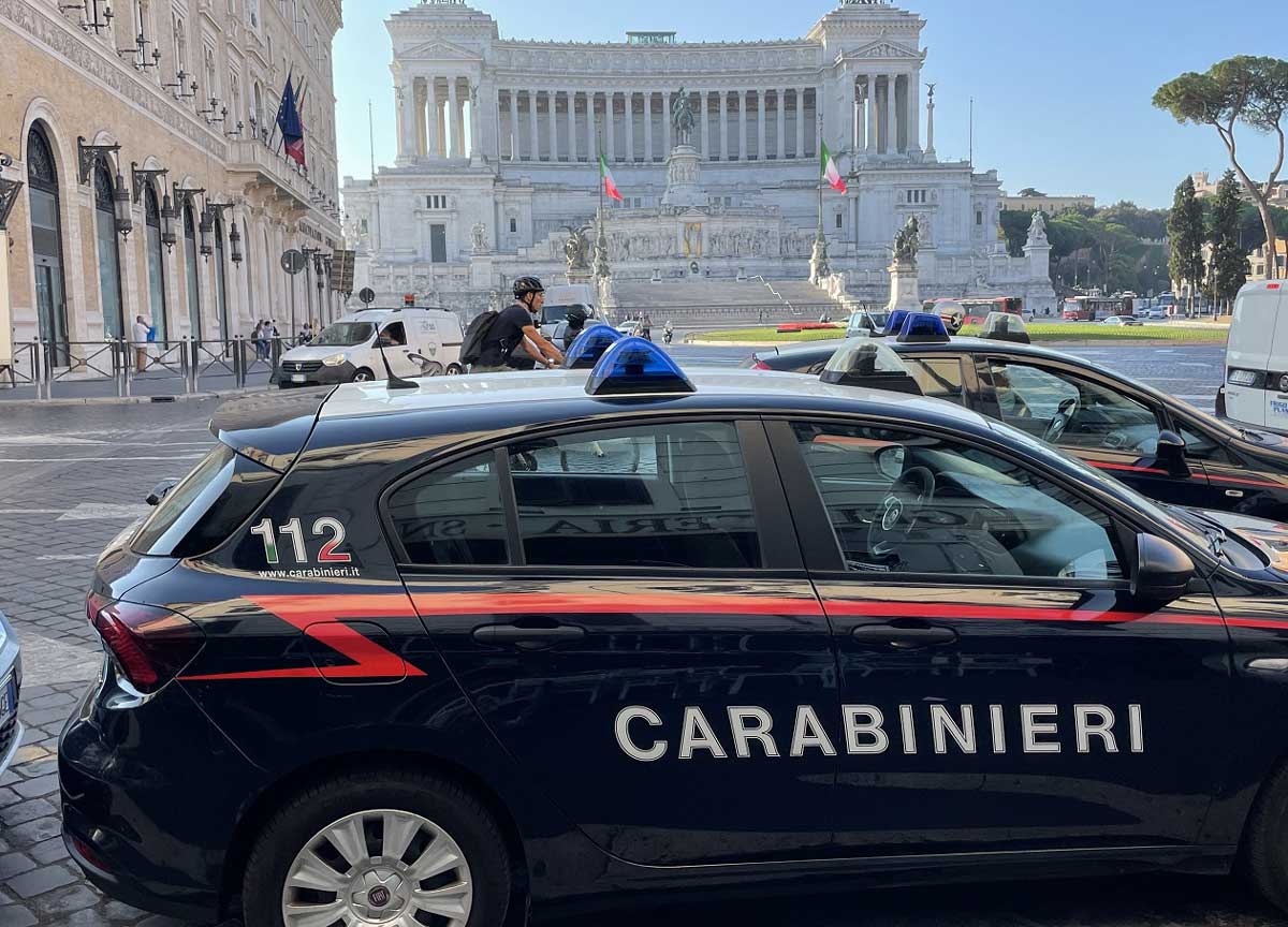 Giallo a Roma, colonnello austriaco trovato morto nella casa famiglia Giallo a Roma, colonnello austriaco trovato morto nella casa famiglia