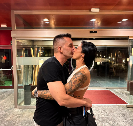 Rubiales si scusa: “Non avevo cattive intenzioni”. Ecco chi è Jennifer Hermoso Rubiales si scusa: “Non avevo cattive intenzioni”. Ecco chi è Jennifer Hermoso