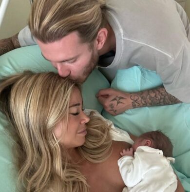 Diletta Leotta, le prime immagini fuori dall’ospedale dopo il parto – FOTO