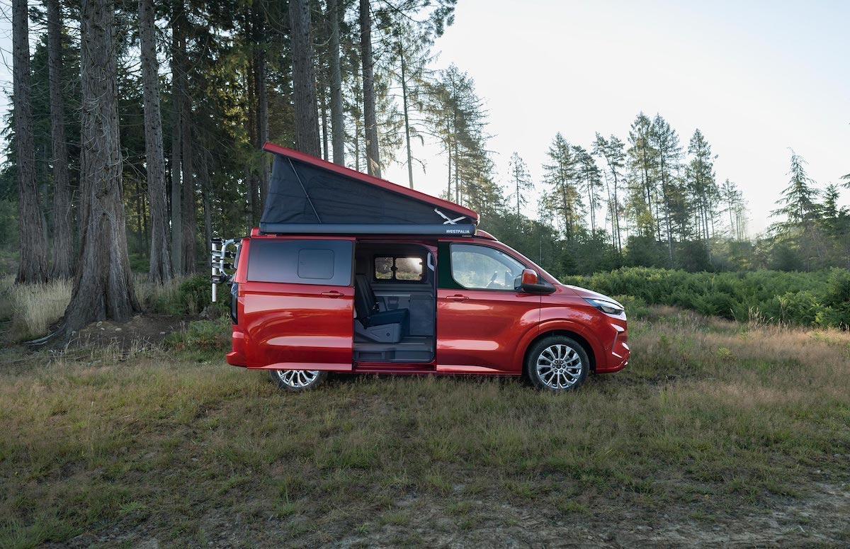 Ford ha svelato la nuova generazione del Transit Custom Nugget Ford ha svelato la nuova generazione del Transit Custom Nugget