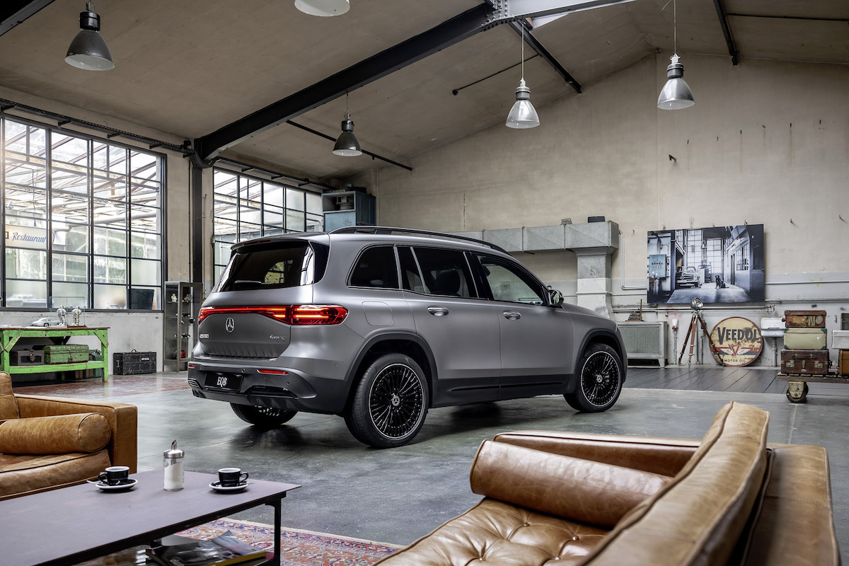 Mercedes presenta EQA ed EQB completamente rinnovate