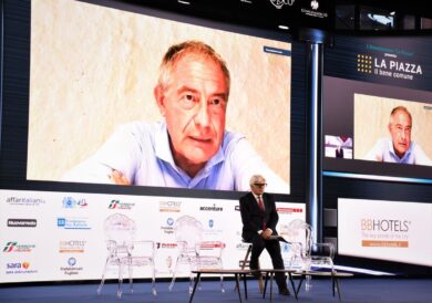 Carburanti, Urso a La Piazza: “Accise? Servono a finanziare il taglio cuneo”