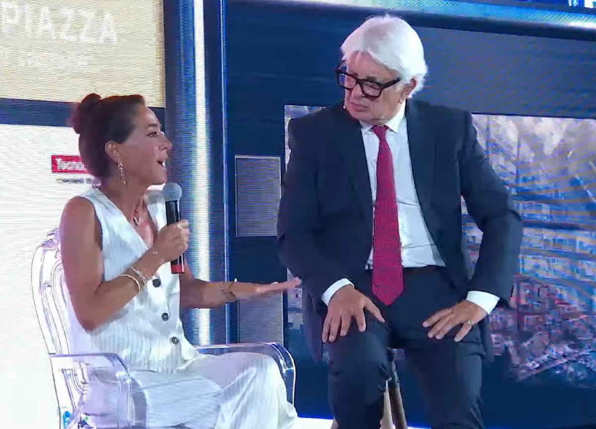 Forza Italia, Licia Ronzulli chiude a Renzi: “Persona sleale” Forza Italia, Licia Ronzulli chiude a Renzi: “Persona sleale”