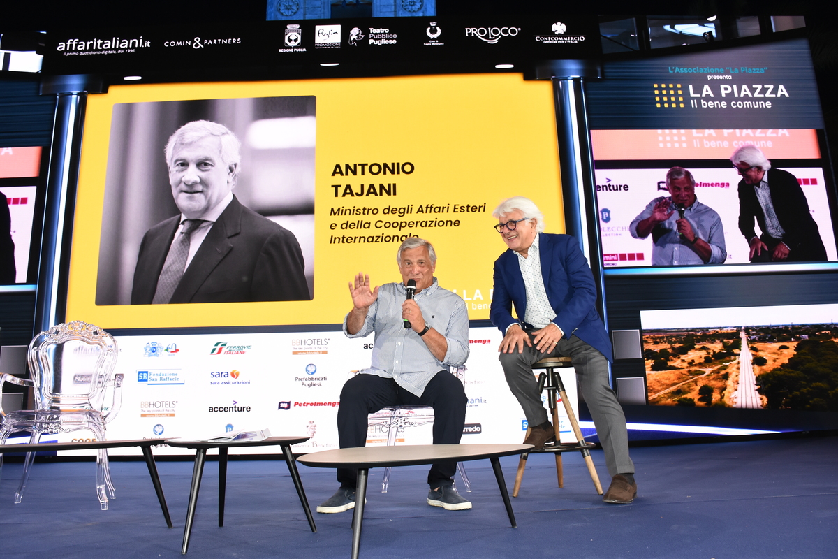 A La Piazza la spaccatura: Salvini-Tajani divisi su pensioni, manovra e banche A La Piazza la spaccatura: Salvini-Tajani divisi su pensioni, manovra e banche